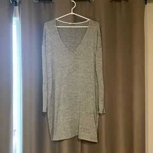 Lightweight jersey tunic with pockets
